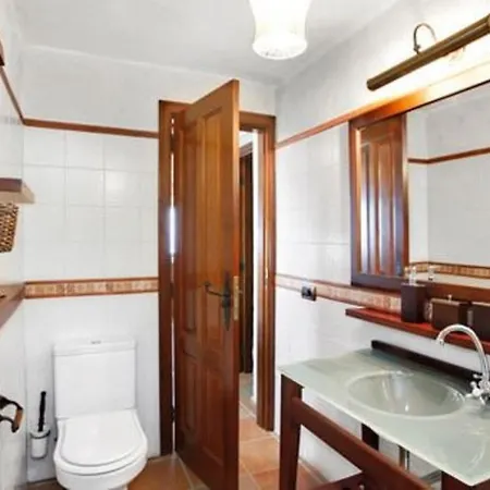 Feriehus Stunning 3-bed House *